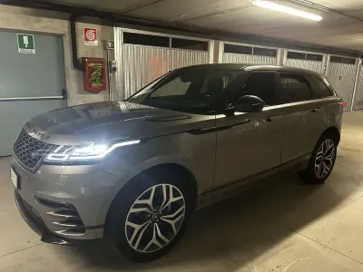 Usata Land Rover Range Rover Velar SE Dynamic 241 CV (177 kW) 2020 Grigio SUV