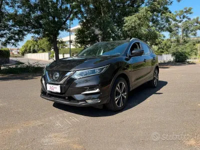 Usata Nissan Qashqai N-Connecta 140 CV (102 kW) 2020 Nero SUV