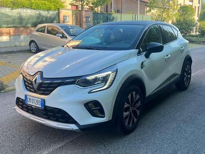 Usado Renault Captur Techno 94 CV (69 kW) 2023 Blanco SUV