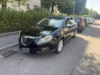 Usata Lancia Delta 120 CV (88 kW) 2010 Nero Utilitaria