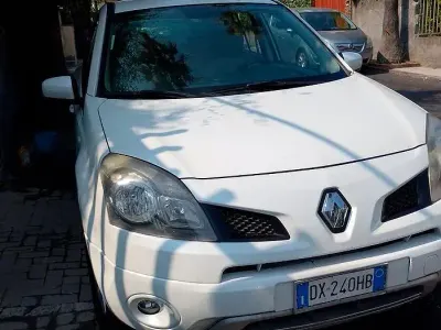 Usata Renault Koleos 150 CV (110 kW) 2009 Bianco SUV