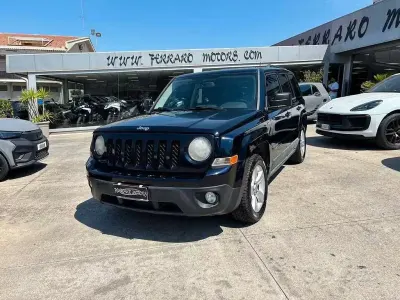 Usata Jeep Patriot Limited 163 CV (119 kW) 2011 Bluazzurro SUV