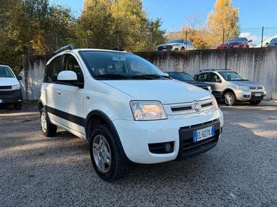Bianco Usata 2012 Fiat Panda 4x4 Climbing Utilitaria | 5800 € (Buon prezzo)