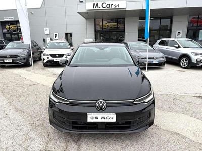 Deep black perlato Usata 2025 VW Golf Life Berlina | 28.300 € (Buon prezzo)