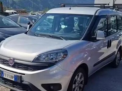 Usata Fiat Doblò Lounge 120 CV (88 kW) 2019 Grigio Monovolume