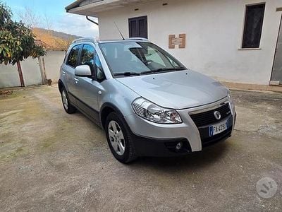 Usata Fiat Sedici 120 CV (88 kW) 2007 Grigio SUV