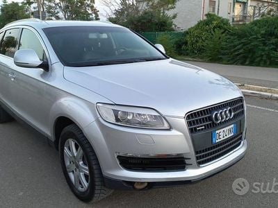 Usata Audi Q7 233 CV (171 kW) 2006 Grigio SUV