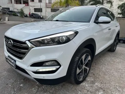 Usata Hyundai Tucson Xpossible 141 CV (103 kW) 2017 Bianco SUV