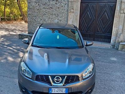 Usata Nissan Qashqai Tekna 110 CV (80 kW) 2013 Grigio SUV