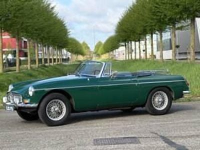 Usata MG B 96 CV (70 kW) 1967 Verde Cabrio