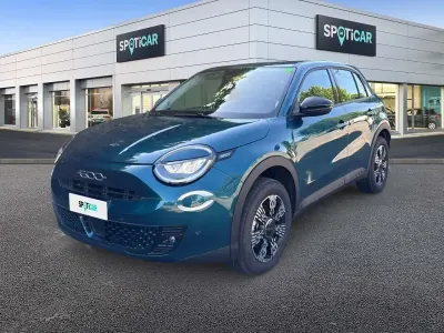 Uusi Fiat 600 Business 110 HP (80 kW) 2025 Sininen Katumaasturi