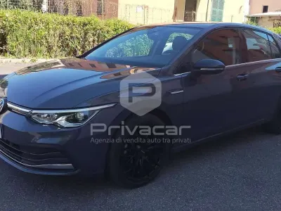 Usata VW Golf VIII Style 131 CV (96 kW) 2023 Grigio Berlina