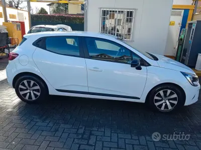 Usata Renault Clio Techno 91 CV (66 kW) 2023 Bianco Utilitaria