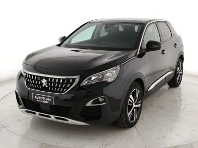 Usata Peugeot 3008 Allure 130 CV (95 kW) 2020 Nero SUV
