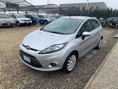 Usata Ford Fiesta 60 CV (44 kW) 2011 Grigio Utilitaria