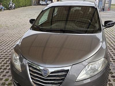 Usata Lancia Ypsilon 60 CV (44 kW) 2014 Utilitaria
