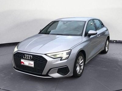 Begagnad Audi A3 Sportback Business 116 HK (85 kW) 2021 Silver Halvkombi