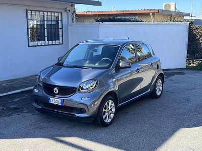 Usata Smart ForFour Passion 90 CV (66 kW) 2019 Grigio Utilitaria