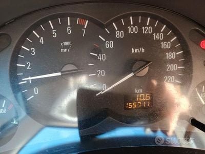 Usata Opel Corsa 75 CV (55 kW) 2003 Nero Utilitaria