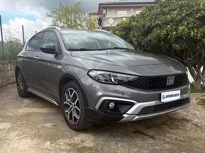 Usata Fiat Tipo Cross 95 CV (69 kW) 2021 Berlina