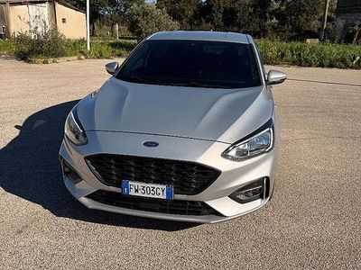 Usata Ford Focus ST-Line 120 CV (88 kW) 2019 Grigio Berlina