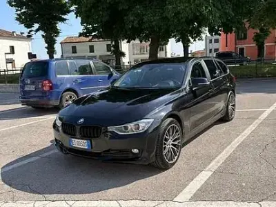 Usata BMW 320 184 CV (135 kW) 2013 Nero Station wagon