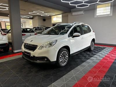Gebraucht Peugeot 2008 92 PS (67 kW) 2015 Weiß SUV