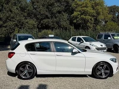 Usata BMW 118 Sport Line 150 CV (110 kW) 2017 Bianco Utilitaria