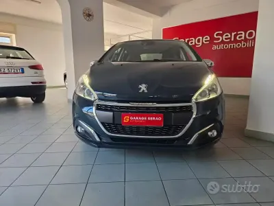 Usata Peugeot 208 Allure 75 CV (55 kW) 2018 Bluazzurro Utilitaria