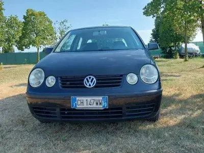 Usata VW Polo Comfortline 75 CV (55 kW) 2002 Utilitaria
