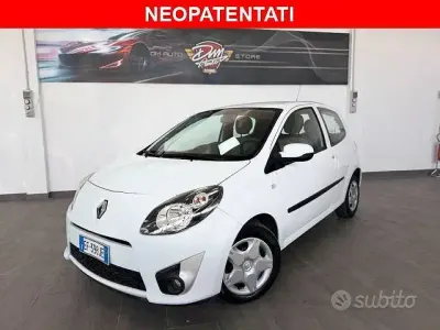Usata Renault Twingo Dynamique 75 CV (55 kW) 2010 Bianco Utilitaria
