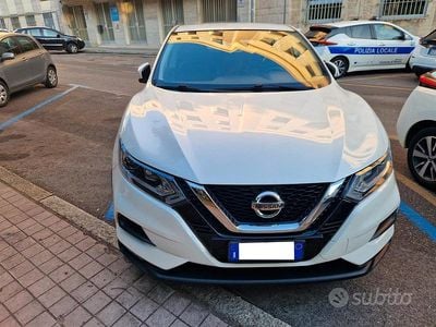 Usata Nissan Qashqai 140 CV (102 kW) 2019 Bianco SUV