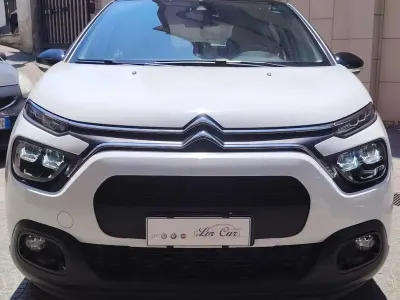 Usata Citroën C3 Shine 102 CV (75 kW) 2022 Other Utilitaria