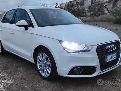 Usata Audi A1 Ambition 90 CV (66 kW) 2012 Bianco Utilitaria