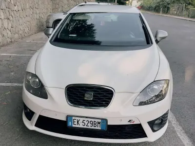 Usata Seat Leon FR 170 CV (125 kW) 2011 Bianco Utilitaria