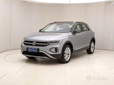 Usata VW T-Roc Style 116 CV (85 kW) 2025 Grigio SUV