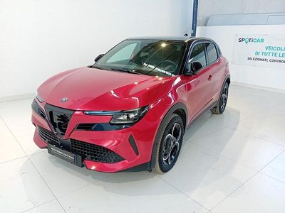 Usata Alfa Romeo Junior Edizione Speciale 145 CV (106 kW) 2024 Rosso SUV