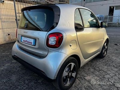 Grigio Usata 2021 Smart ForTwo Coupé Utilitaria | 10.500 €