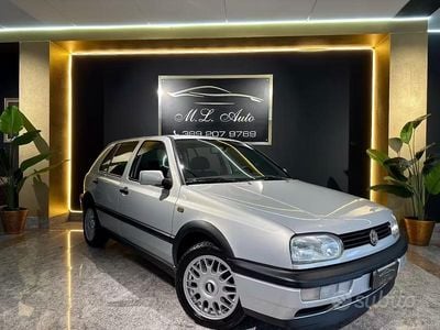 Usata VW Golf III GT 101 CV (74 kW) 1996 Grigio Berlina