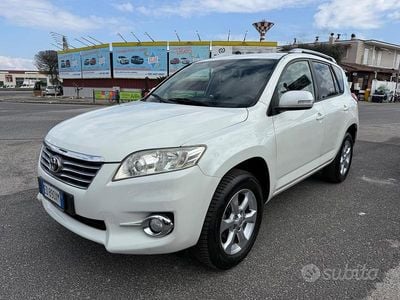 Usata Toyota RAV4 150 CV (110 kW) 2010 Bianco SUV