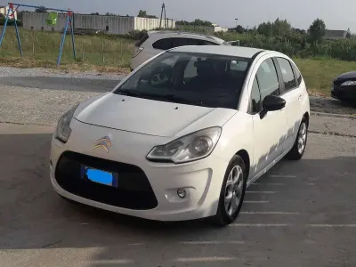 Usata Citroën C3 Style 73 CV (53 kW) 2010 Bianco Berlina