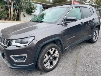 Usata Jeep Compass Limited 170 CV (125 kW) 2019 Grigio SUV