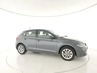 Usata VW Polo Style 95 CV (69 kW) 2025 Grigio Utilitaria