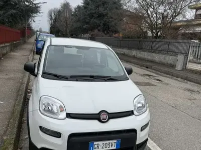 Usata Fiat Panda Connect 69 CV (50 kW) 2022 Utilitaria