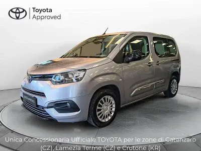 Usata Toyota Proace Verso City 101 CV (74 kW) 2024 Argento Station wagon