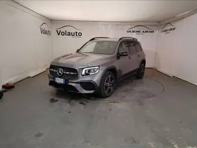 Usata Mercedes GLB180 Premium 116 CV (85 kW) 2023 Grigio SUV