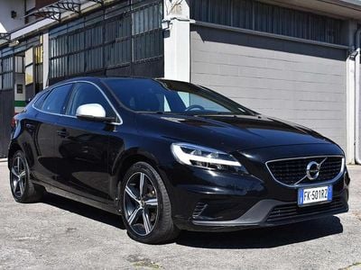 Brugt Volvo V40 R-Design 120 HK (88 kW) 2017 Sort Sedan