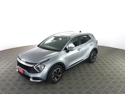 Usata Kia Sportage 136 CV (100 kW) 2022 Lunar silver SUV