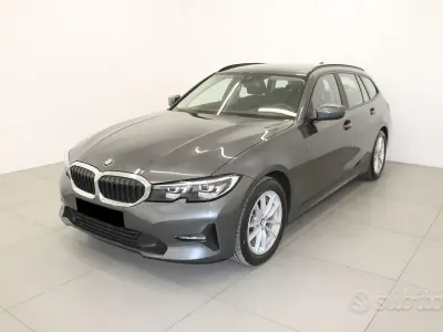Usata BMW 318 Sport Line 150 CV (110 kW) 2020 Arancione Station wagon