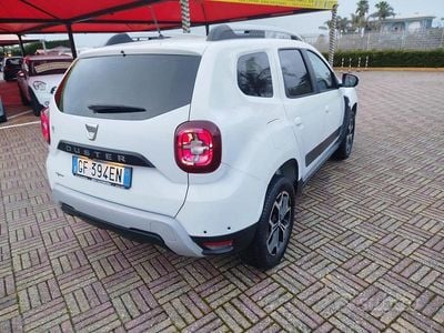 Usata Dacia Duster Anniversary 100 CV (73 kW) 2021 Bianco SUV